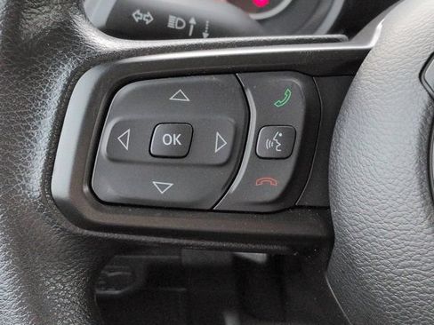 Used 2025 Jeep Gladiator Sport AWD/4WD image 22