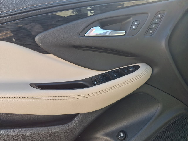 Certified 2017 Buick Envision Premium w/ Driver Confidence Package AWD/4WD image 14