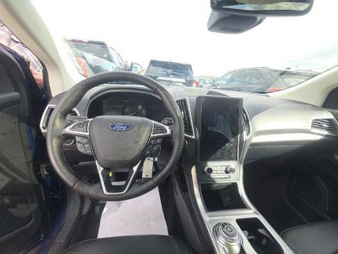 Used 2024 Ford Edge SEL w/ Convenience Package image 10