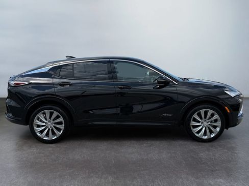 Used 2024 Buick Envista Avenir FWD image 2