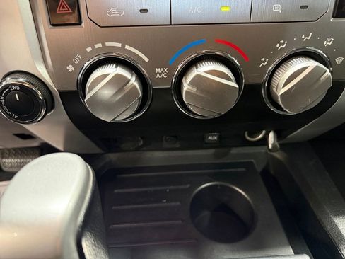 Used 2014 Toyota Tundra SR5 AWD/4WD image 21