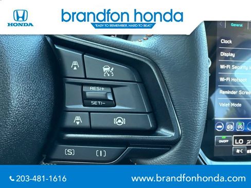 Used 2024 Subaru Crosstrek 2.5i Limited AWD/4WD image 15