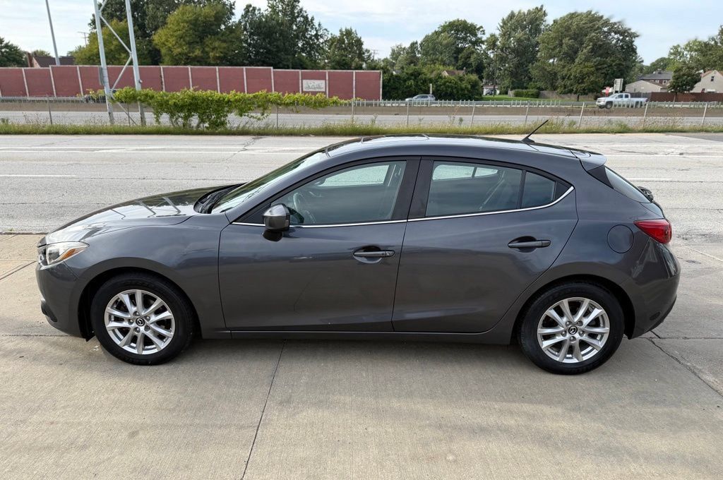 Used 2016 MAZDA MAZDA3 i Touring FWD image 9