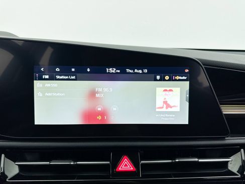 Certified 2025 Kia Niro EX FWD image 23