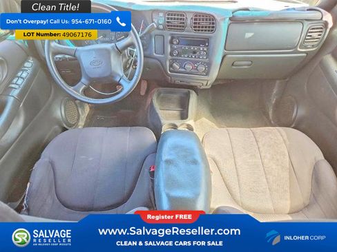 Used 2003 Chevrolet S10 Pickup LS image 11