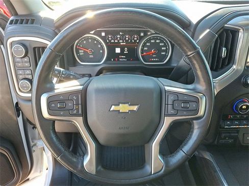 Used 2020 Chevrolet Silverado 1500 LTZ w/ LTZ Premium Package image 17