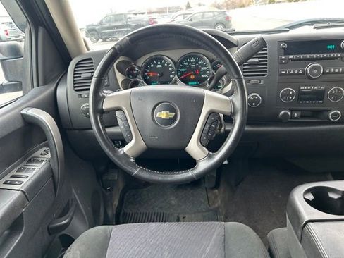 Used 2012 Chevrolet Silverado 2500 LT w/ Interior Plus Package image 15