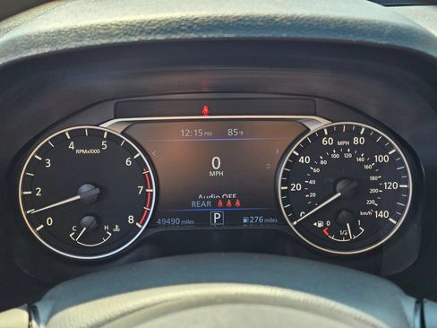 Used 2024 Nissan Altima 2.5 SV FWD image 25