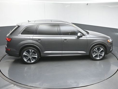 Used 2022 Audi Q7 3.0T Premium Plus w/ Premium Plus Package AWD/4WD image 49