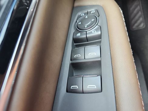 New 2026 GMC Yukon Denali Ultimate AWD/4WD image 19