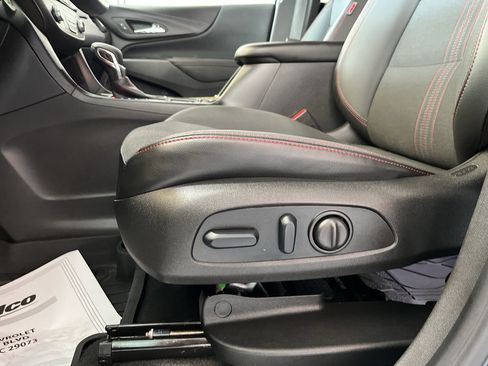 Used 2023 Chevrolet Equinox RS FWD image 14