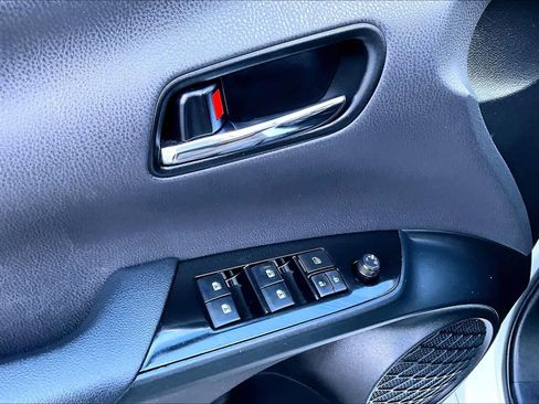 Certified 2017 Toyota Prius Prime Advanced image 31