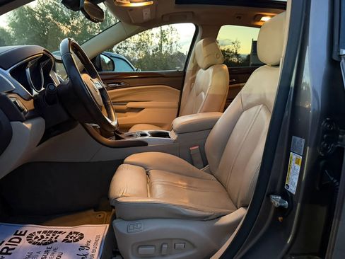 Used 2012 Cadillac SRX Luxury image 9