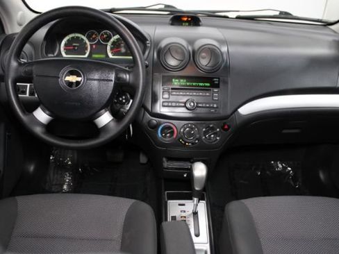 Used 2011 Chevrolet Aveo LT w/ Power and Convenience Package FWD image 2