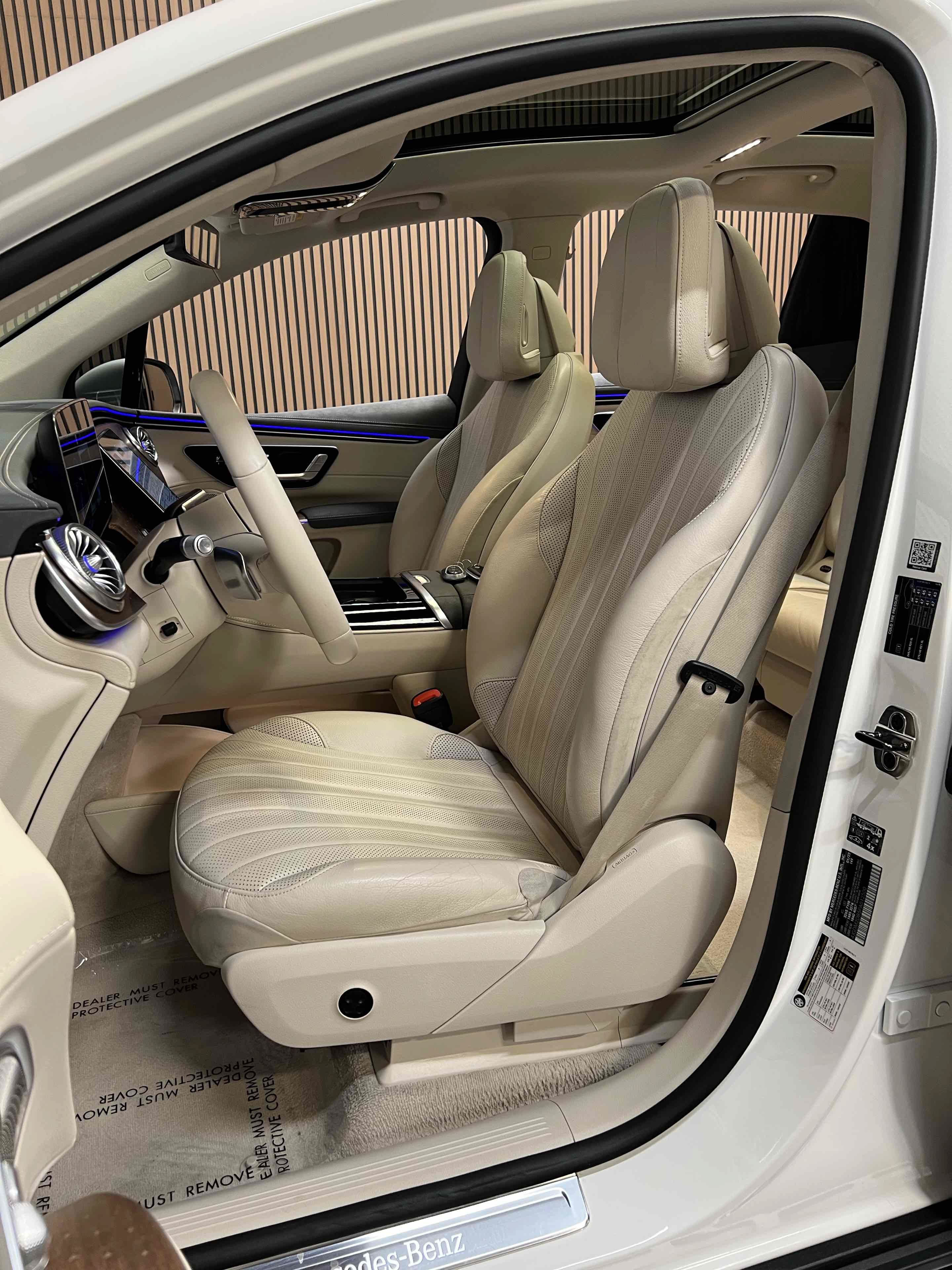 Used 2023 Mercedes-Benz EQS 450+ SUV image 19