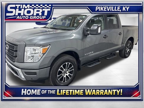 Used 2024 Nissan Titan SV w/ SV Convenience Package image 1