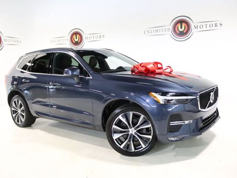 Used 2022 Volvo XC60 B5 Momentum w/ Advanced Package AWD/4WD image 1