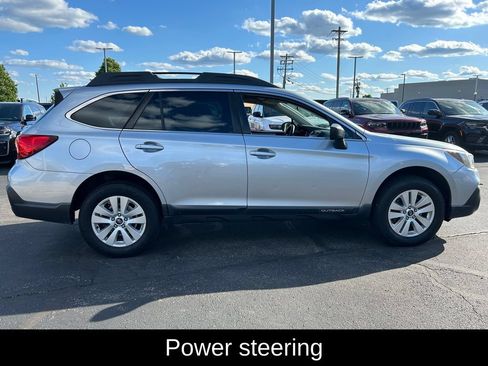 Used 2018 Subaru Outback 2.5i AWD/4WD image 8