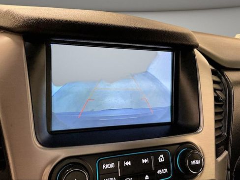 Used 2018 GMC Yukon SLT AWD/4WD image 14