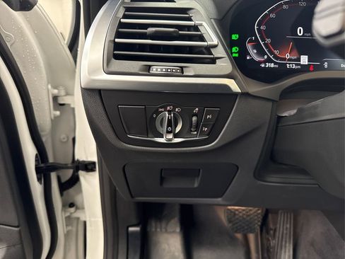 Used 2024 BMW X3 xDrive30i w/ Premium Package w/ZPA image 28