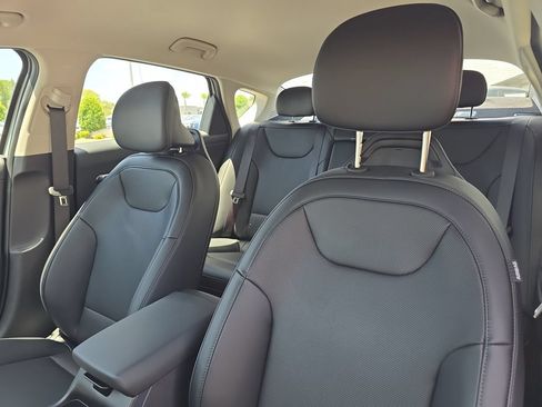 New 2026 Kia K4 EX FWD image 21