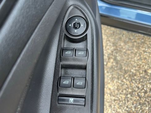 Used 2018 Ford Escape SE FWD image 25