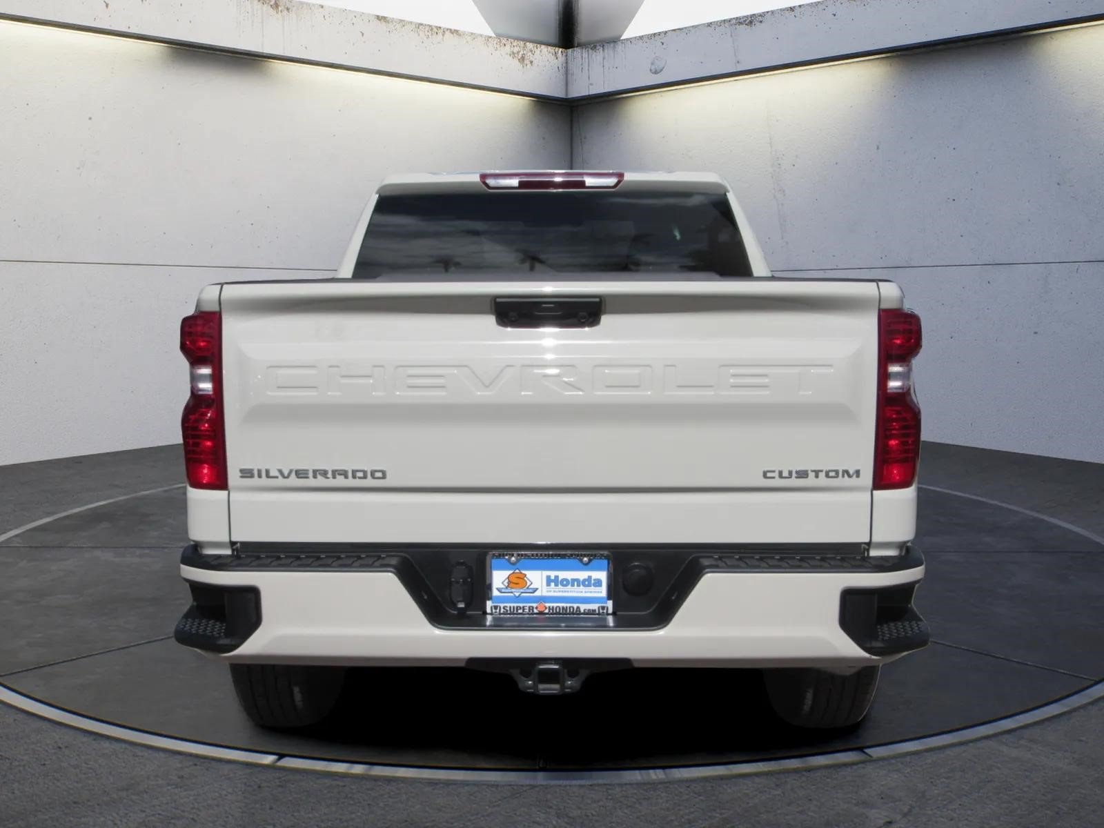 Used 2026 Chevrolet Silverado 1500 Custom AWD/4WD image 7