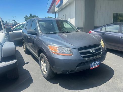 Used 2008 Hyundai Santa Fe GLS FWD image 2