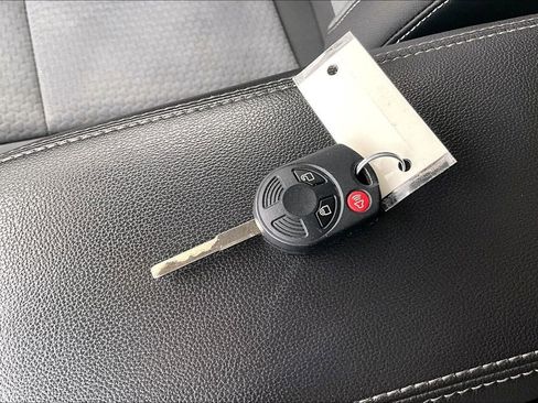 Used 2017 Ford Escape SE w/ Equipment Group 201A image 34