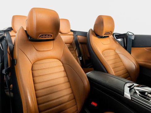 Used 2019 Mercedes-Benz C 300 4MATIC Cabriolet image 26