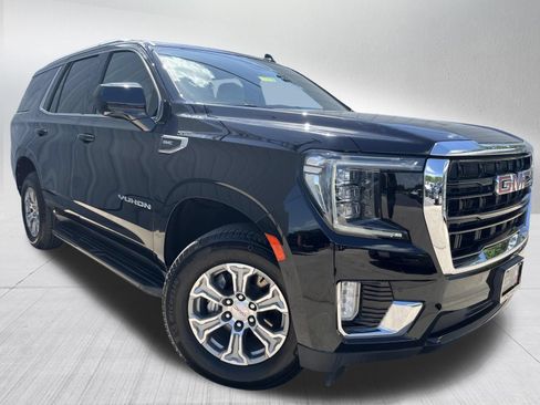 Used 2024 GMC Yukon SLE RWD image 3