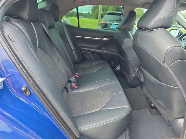 Used 2023 Toyota Camry XSE FWD image 14
