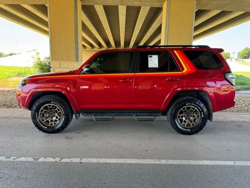 Used 2023 Toyota 4Runner 40th Anniversary SE image 6