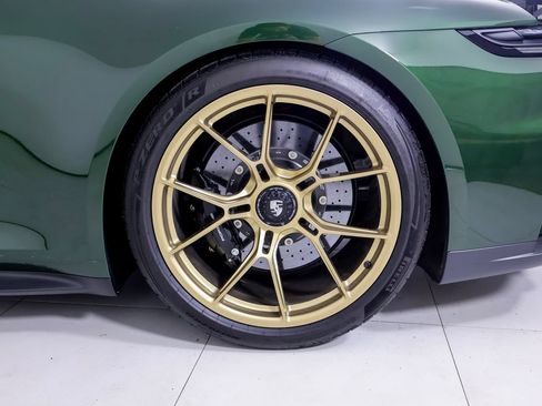 Used 2026 Porsche 911 GT3 RWD image 32