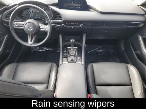 Used 2022 MAZDA MAZDA3 s image 2