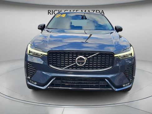 Used 2024 Volvo XC60 B5 Plus image 5