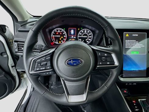 Certified 2025 Subaru Outback Premium AWD/4WD image 7