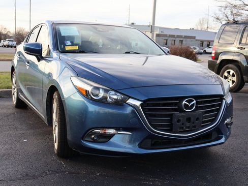 Used 2017 MAZDA MAZDA3 Grand Touring image 7