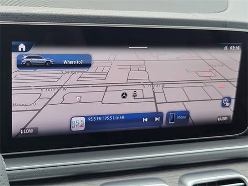 Used 2024 Mercedes-Benz GLS 450 4MATIC image 27