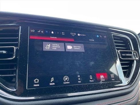 Used 2024 Dodge Durango GT image 17