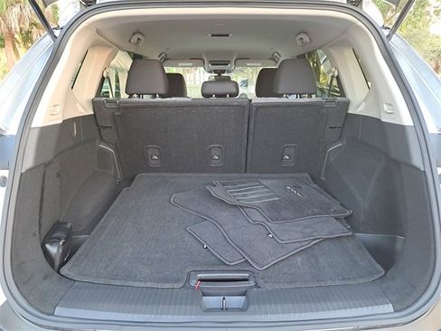 Used 2023 Nissan Rogue SV image 9