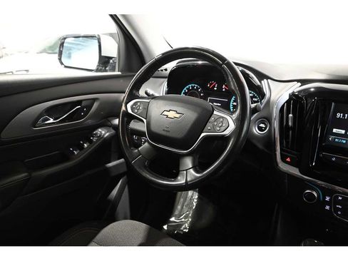 Used 2018 Chevrolet Traverse LT image 23