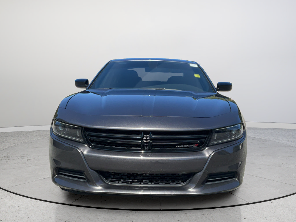 Used 2023 Dodge Charger SXT RWD image 3