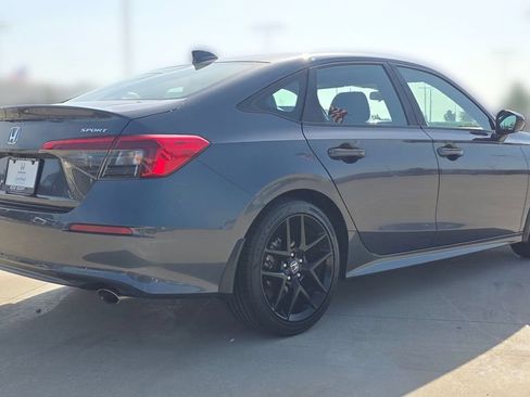 Certified 2023 Honda Civic Sport image 5