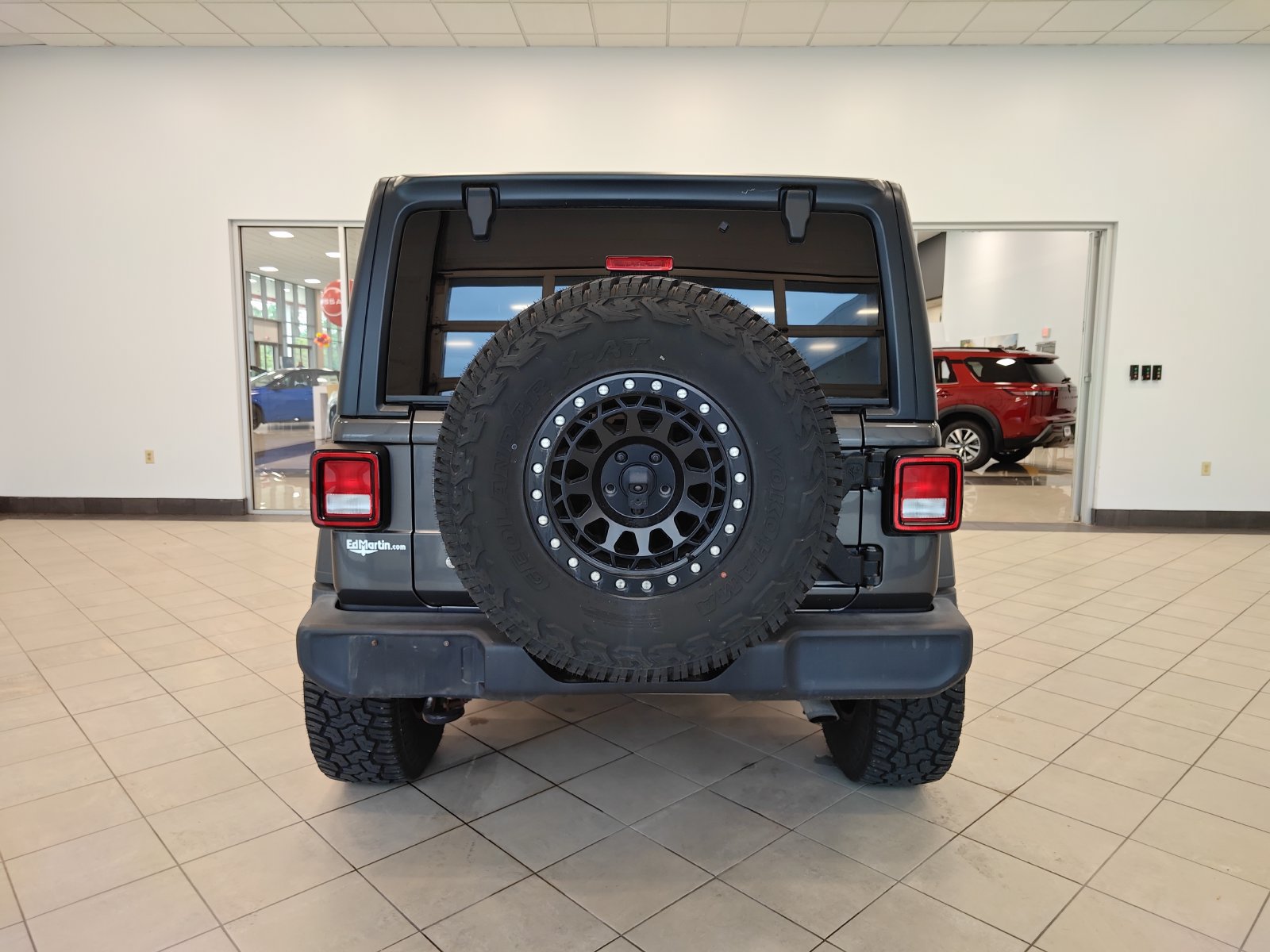 Used 2018 Jeep Wrangler Unlimited Sport S AWD/4WD image 4