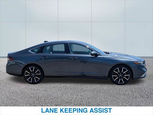 Certified 2023 Honda Accord Touring image 6