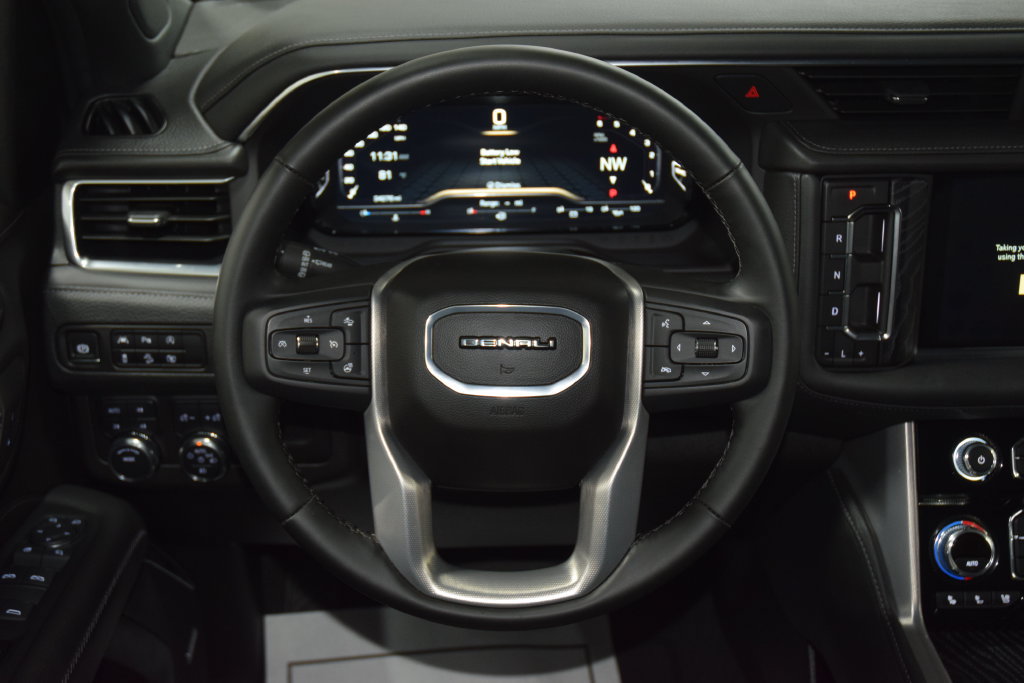 Used 2024 GMC Yukon Denali AWD/4WD image 38
