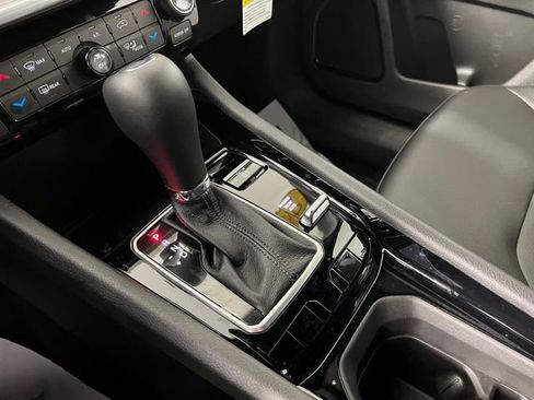 Used 2026 Jeep Compass Limited image 34