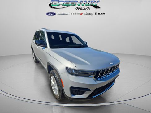 New 2025 Jeep Grand Cherokee Laredo X image 1