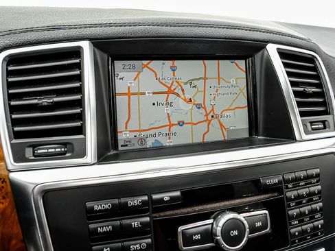 Used 2014 Mercedes-Benz GL 450 4MATIC image 20